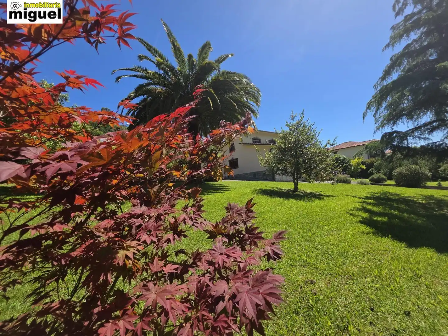 Jardí de Casa o xalet en venda en Llanes amb Calefacció, Jardí privat i Terrassa