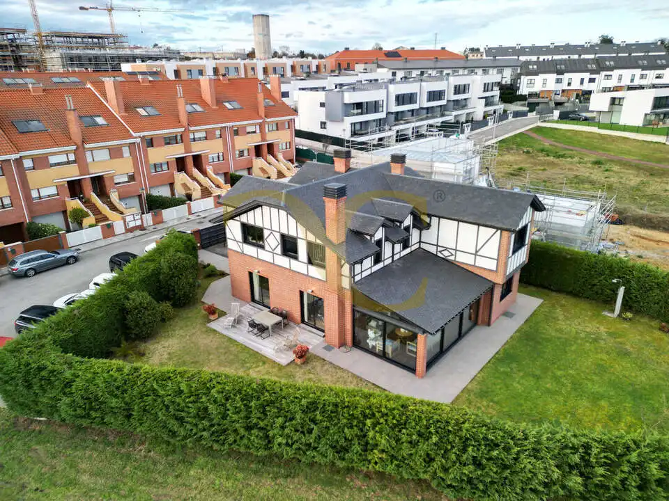 Vista exterior de Casa o chalet en venta en Siero con Calefacción, Jardín privado y Trastero