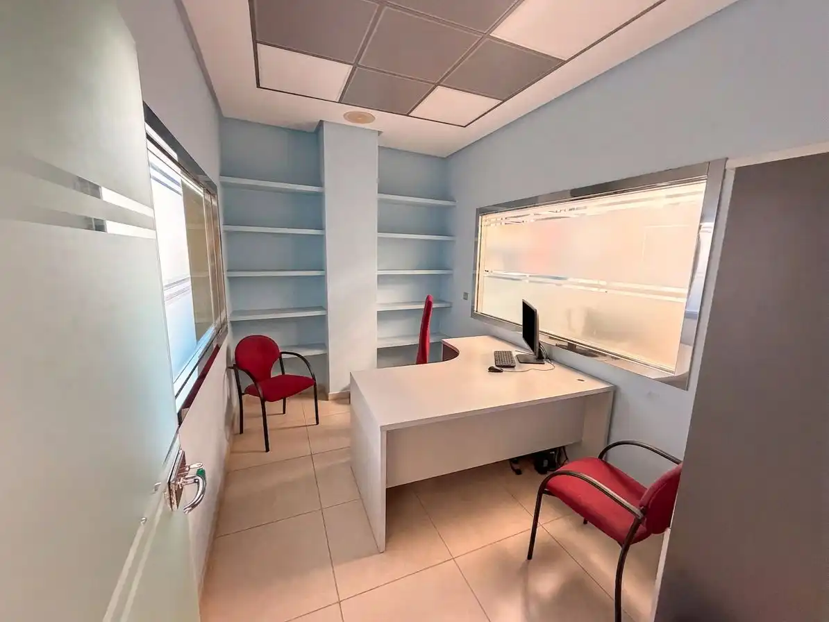 Bureau avec ascenseur à louer à Calle Béjar 33, imagen 6