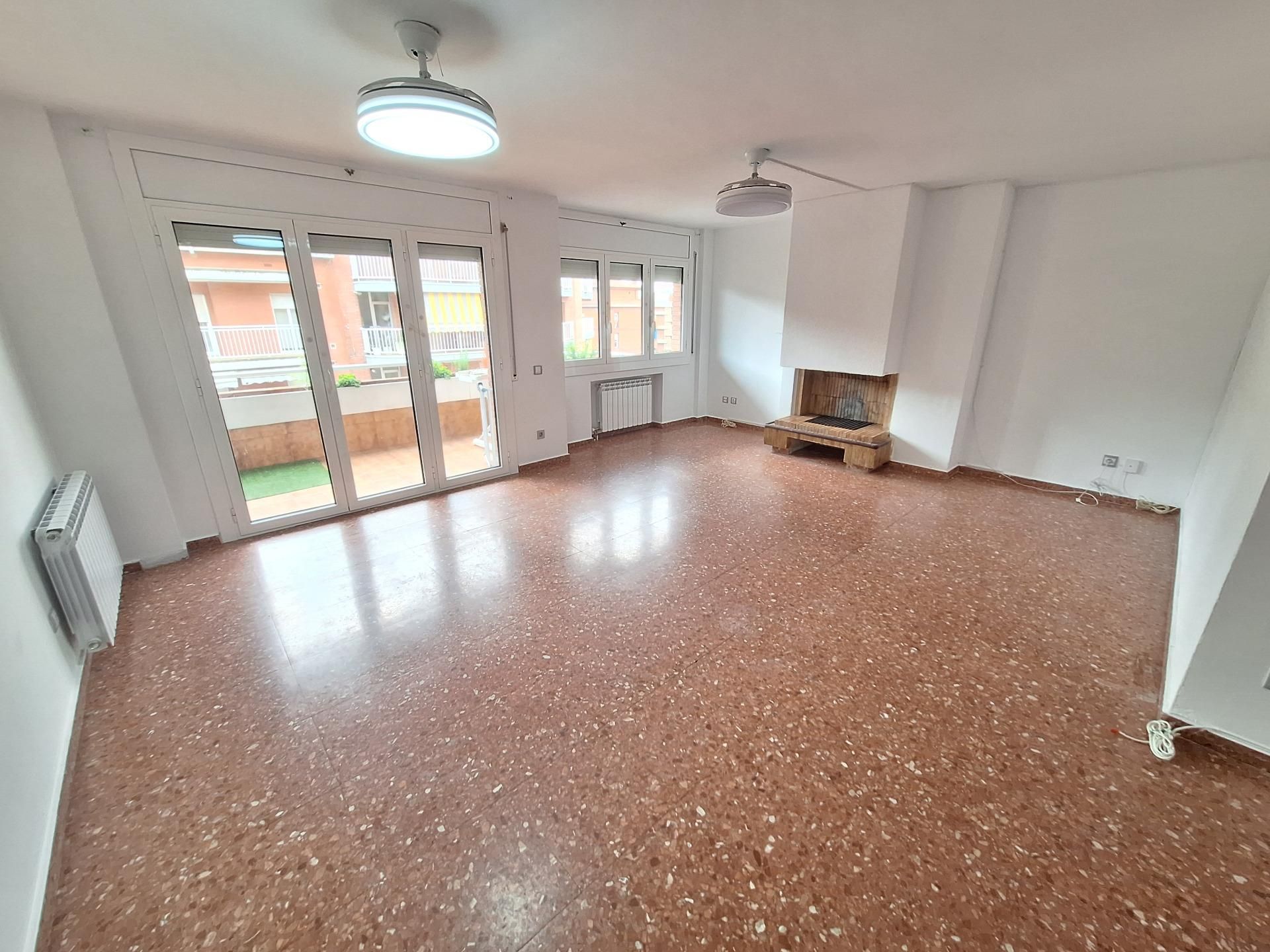 Living room of Flat to rent in Igualada  with Heating, Storage room and Balcony