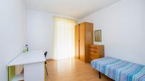 Bedroom of Flat for sale in  Granada Capital  with Balcony