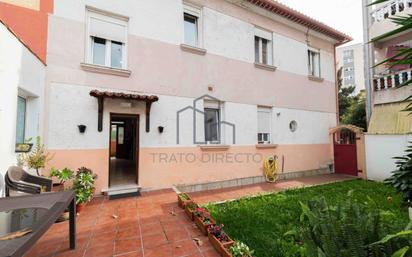 Vista exterior de Casa o xalet en venda en Vigo  amb Calefacció, Jardí privat i Parquet