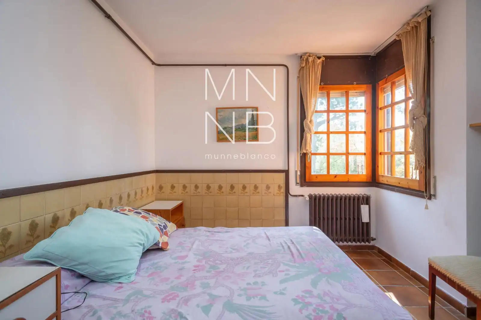 Schlafzimmer von Haus oder Chalet zur Miete in Òrrius mit Heizung, Schwimmbad und Möbliert