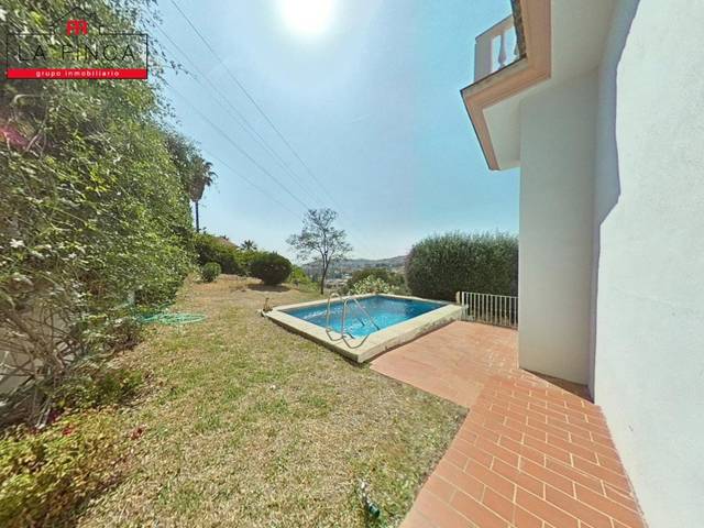 Casa-chalet en Venta en Calle Calle Moncayo, 3 en Miraflores del Palo