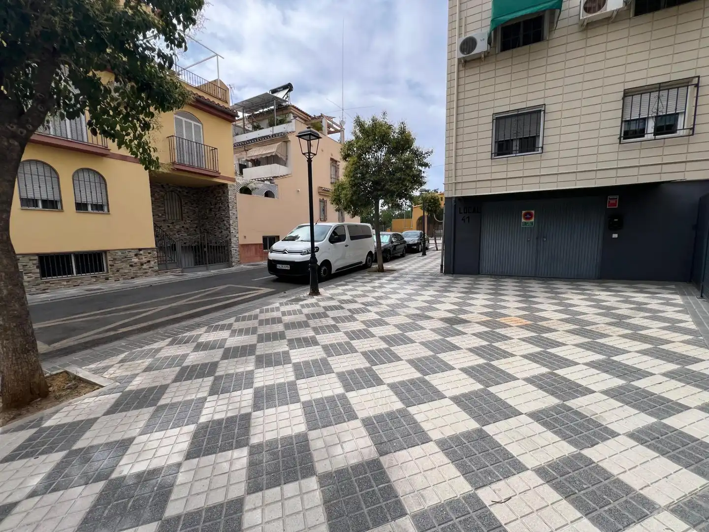 Parking of Commercial properties for sale in Maracena  with Air Conditioner and Furnished