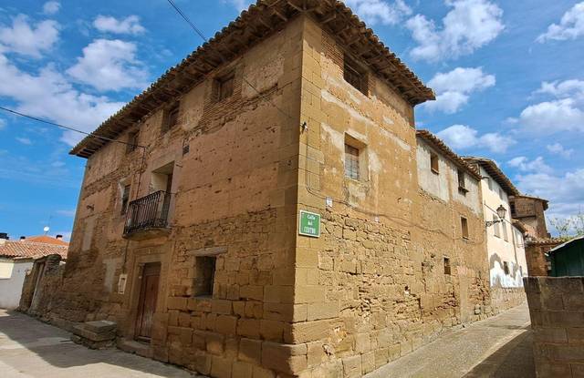 Casa-chalet en Venta en Calle MAYOR APIES en Pedanias