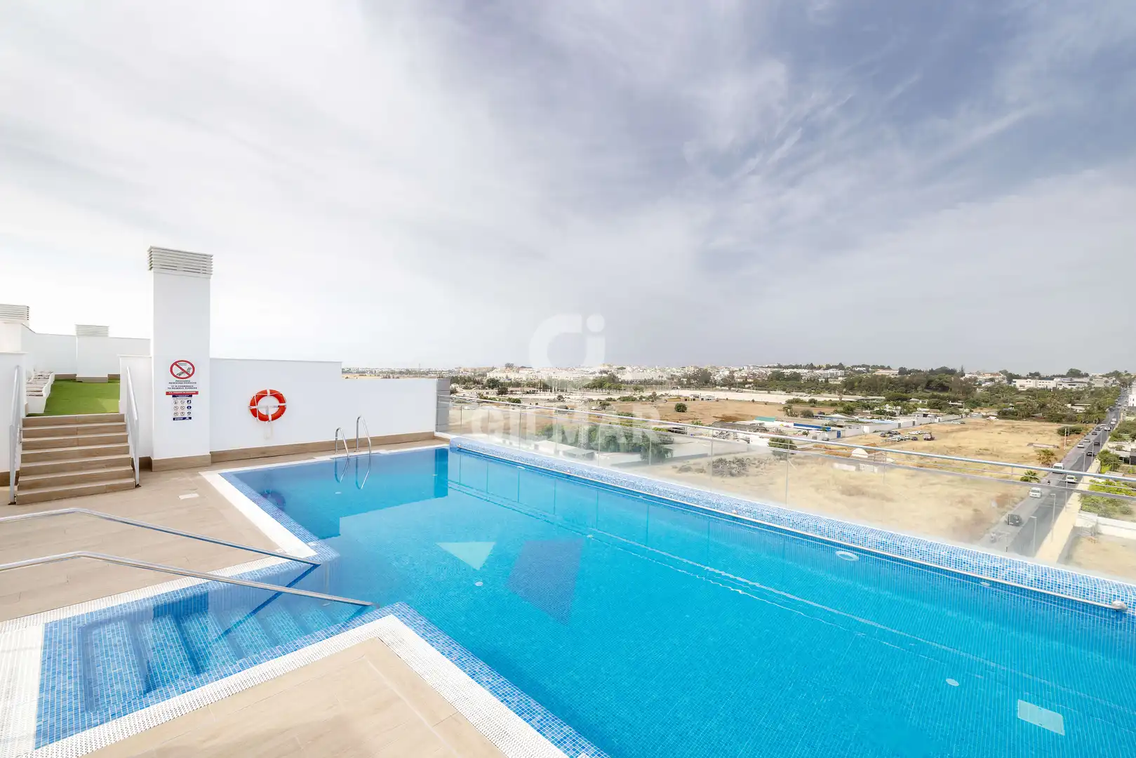 Piscina de Piso en venta en Marbella con Calefacción, Trastero y Piscina