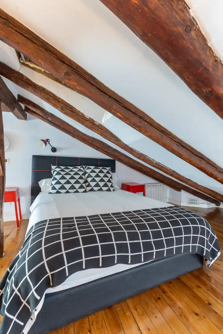 Habitación de Ático de alquiler en Madrid con Aire acondicionado, Calefacción y Parquet