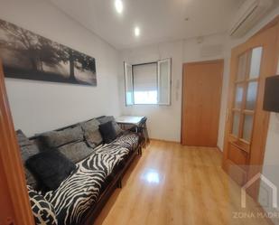 Bedroom of Flat to rent in  Madrid Capital