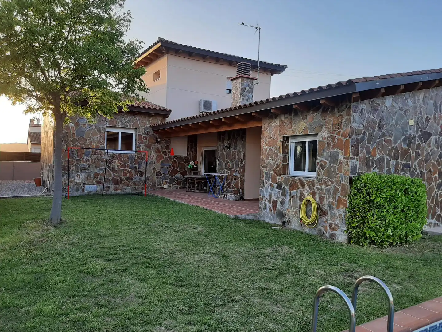 Vista exterior de Casa o chalet en venta en Sant Vicenç de Castellet con Calefacción, Terraza y Piscina