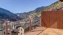 Terrassa de Casa o xalet en venda en  Madrid Capital amb Aire condicionat, Calefacció i Parquet