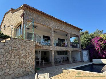 Casa amb balcó en venda a Platja d'Aro