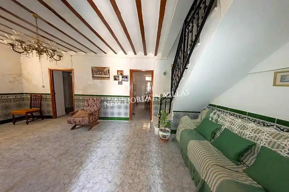 Country homes for sale in centro, Arboleas
