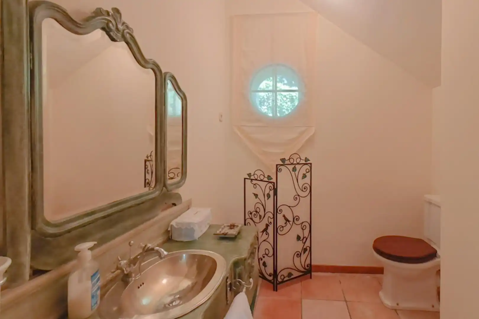 Badezimmer von Haus oder Chalet zum Verkauf in Torrelodones mit Heizung, Privatgarten und Terrasse
