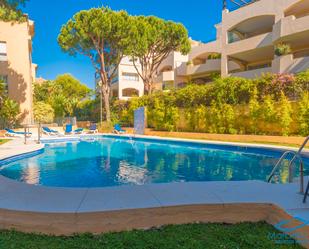 Swimming pool of Apartment for sale in Marbella  with Air Conditioner and Terrace