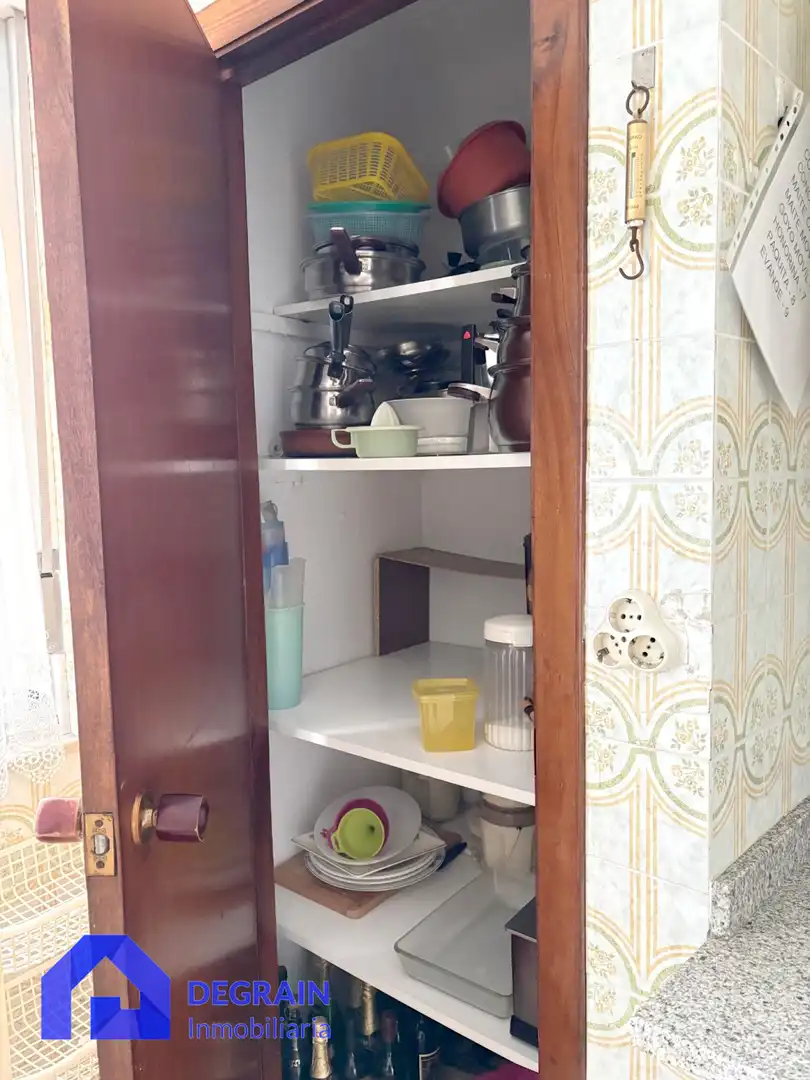 Cocina de Piso de alquiler en Oviedo  con Calefacción, Terraza y Trastero