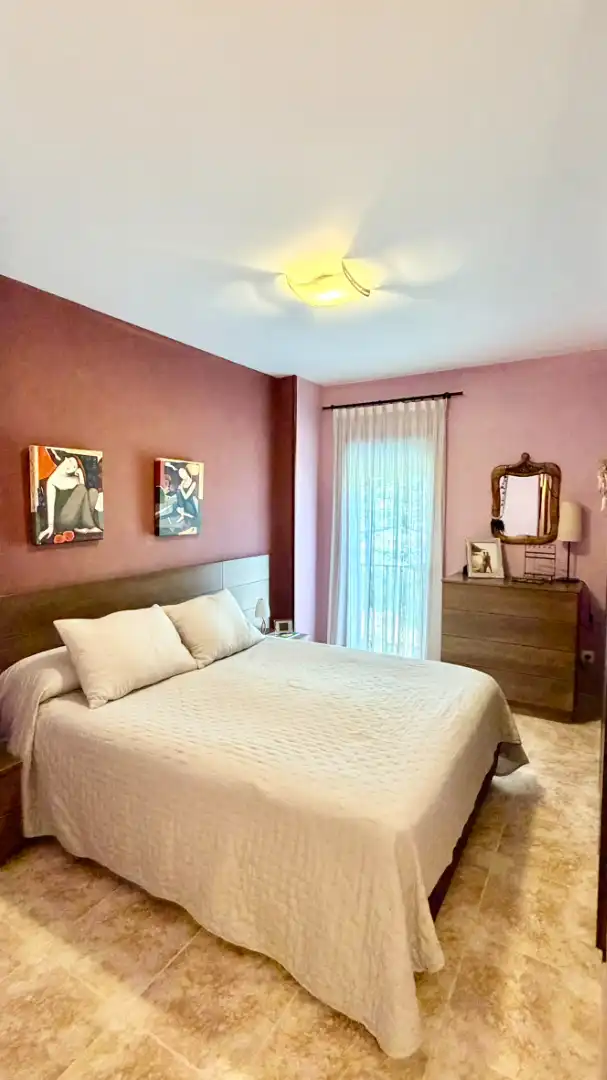 Habitación de Casa adosada en venta en Palau-saverdera con Aire acondicionado, Calefacción y Jardín privado