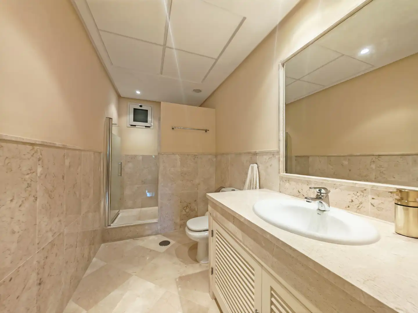 Baño de Apartamento en venta en Ojén con Aire acondicionado, Terraza y Trastero