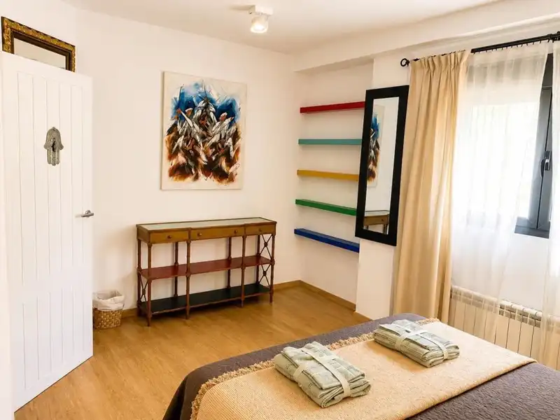 Dormitori de Casa o xalet en venda en Granada amb Calefacció, Jardí privat i Parquet
