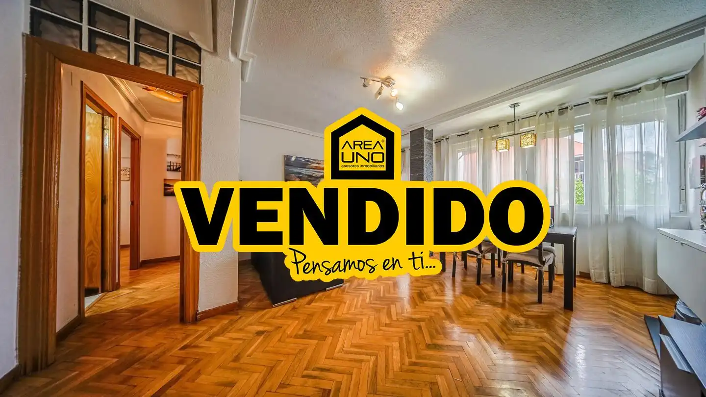 Bedroom of Flat for sale in Alcorcón  with Air Conditioner, Heating and Parquet flooring