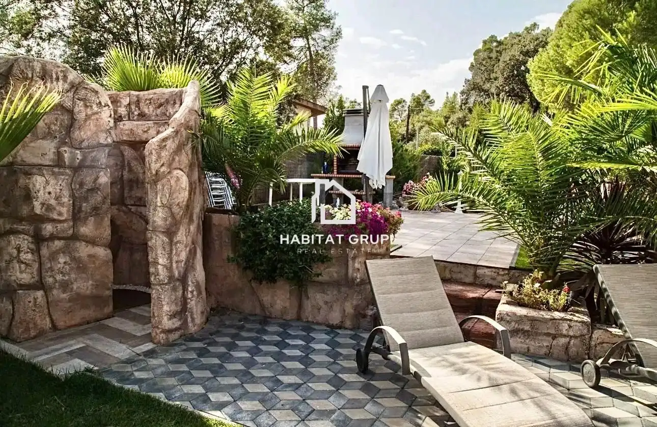 Jardí de Casa o xalet en venda en Castellnou de Bages amb Aire condicionat, Calefacció i Jardí privat