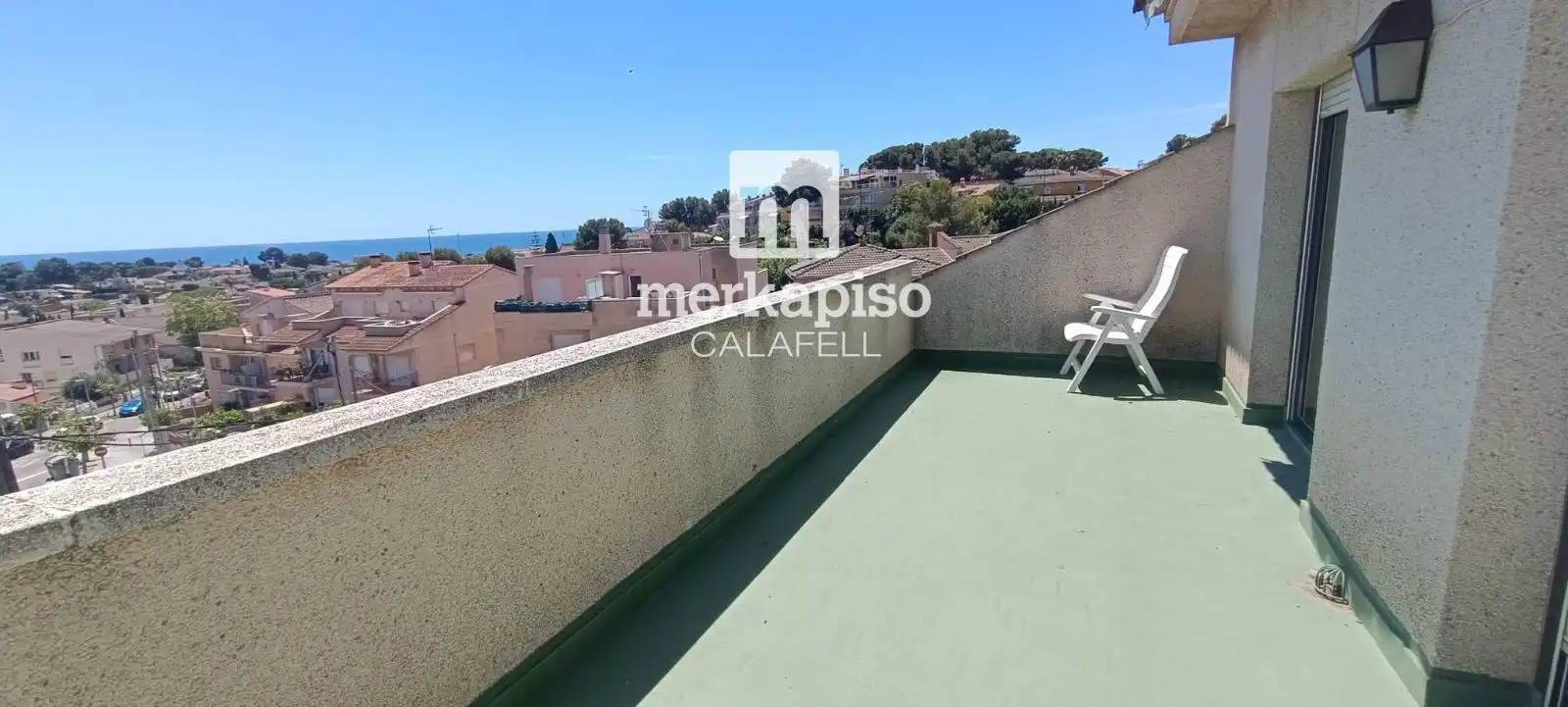 Vista exterior de Casa o xalet en venda en Calafell amb Aire condicionat, Calefacció i Terrassa