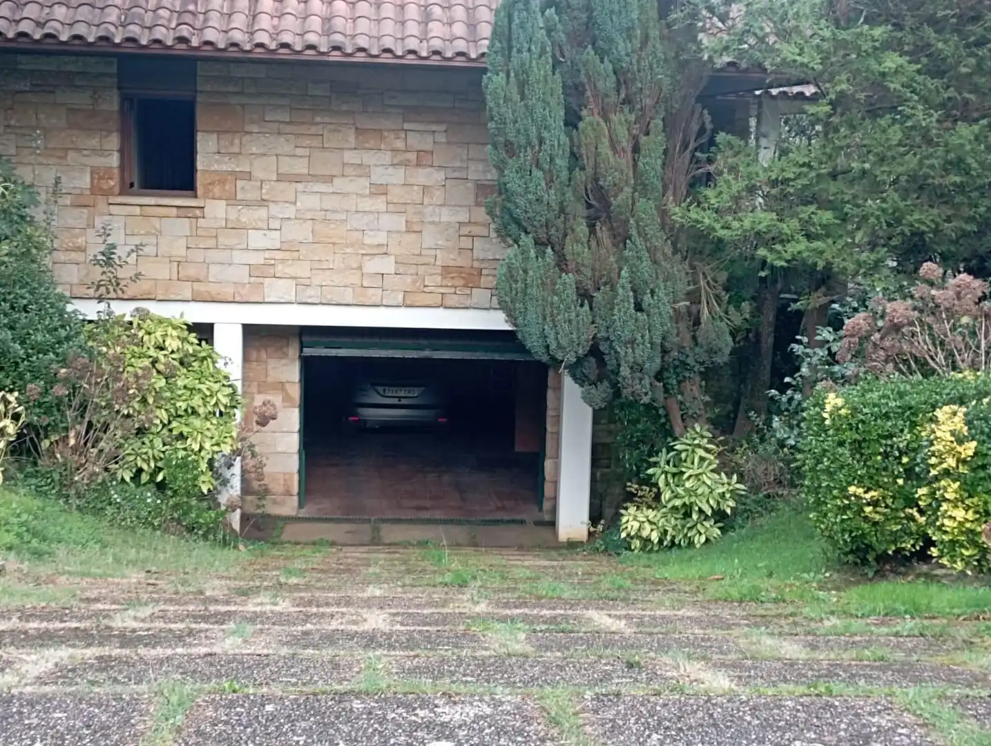 Außenansicht von Country house zum Verkauf in Gijón  mit Klimaanlage, Privatgarten und Terrasse