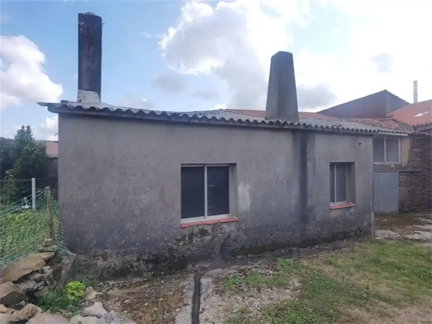 Vista exterior de Planta baja en venta en Rodeiro