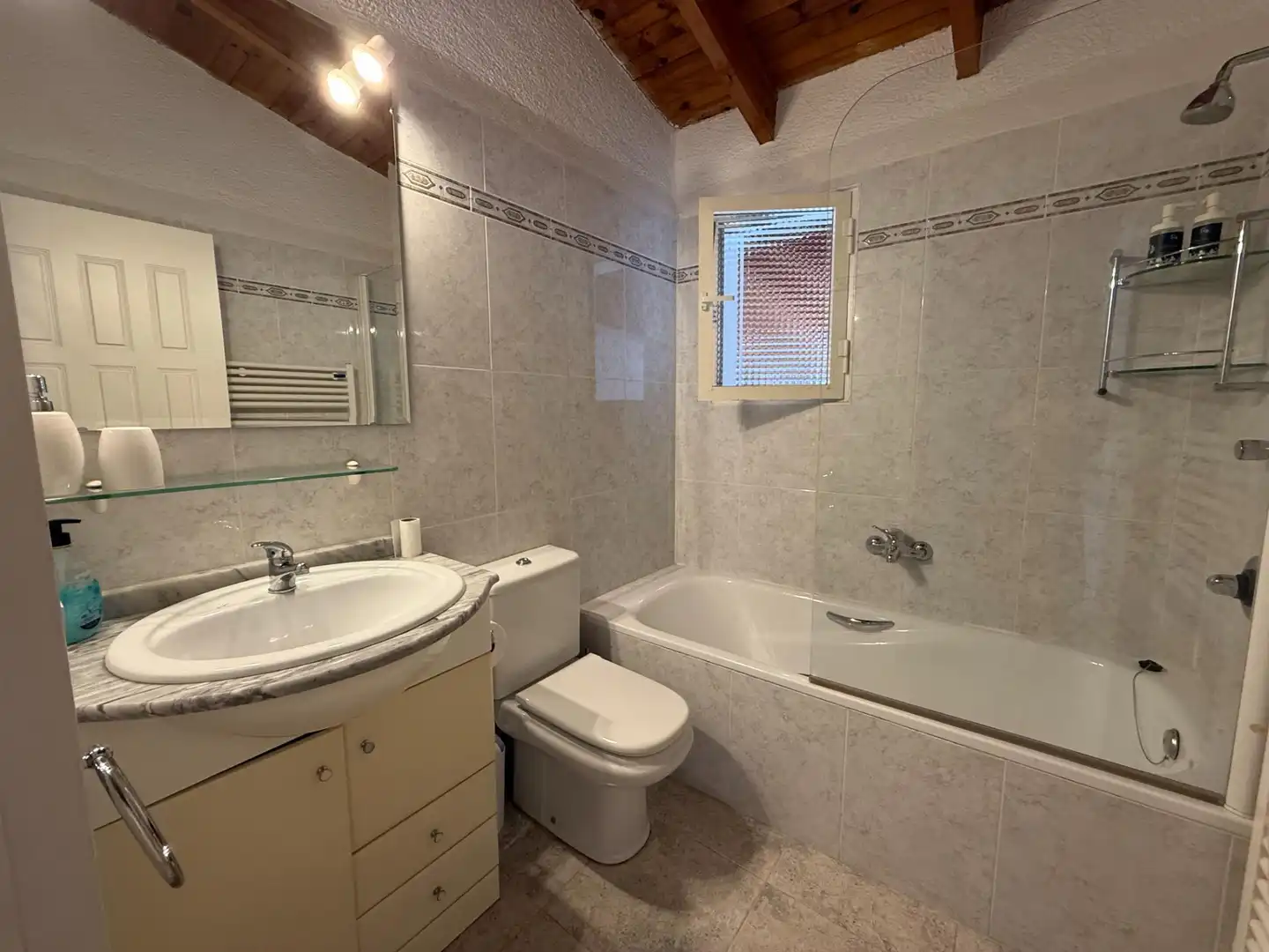 Bathroom of Houses for sale in Dénia  with Air Conditioner, Heating and Private garden