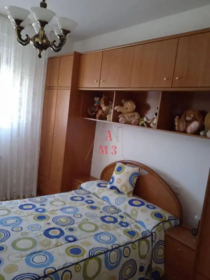 Dormitori de Casa o xalet en venda en Luyego amb Calefacció, Jardí privat i Terrassa