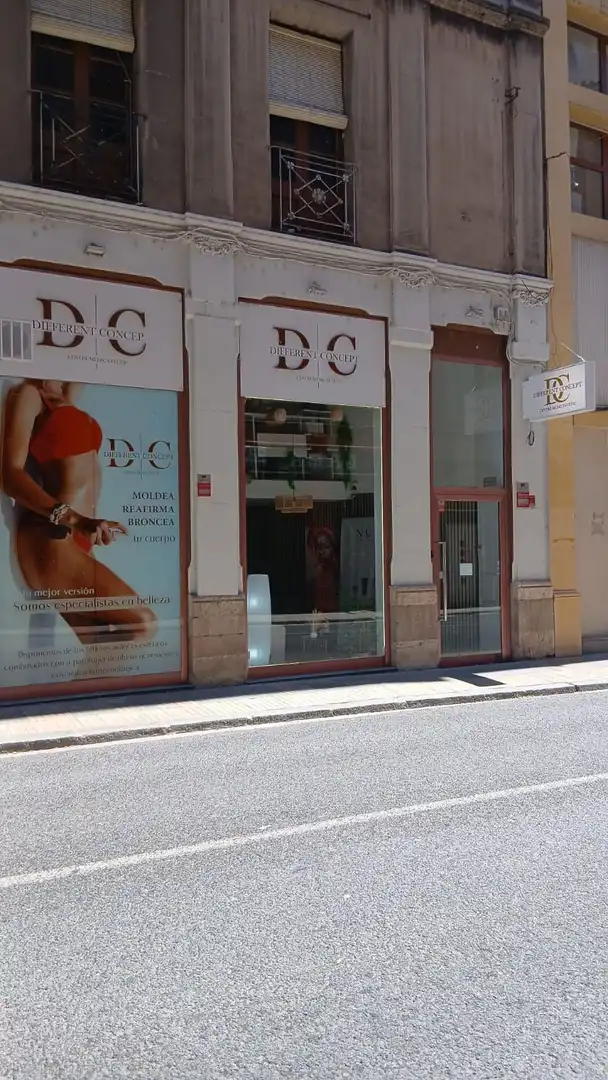 Locale commerciale in cessione a Centre