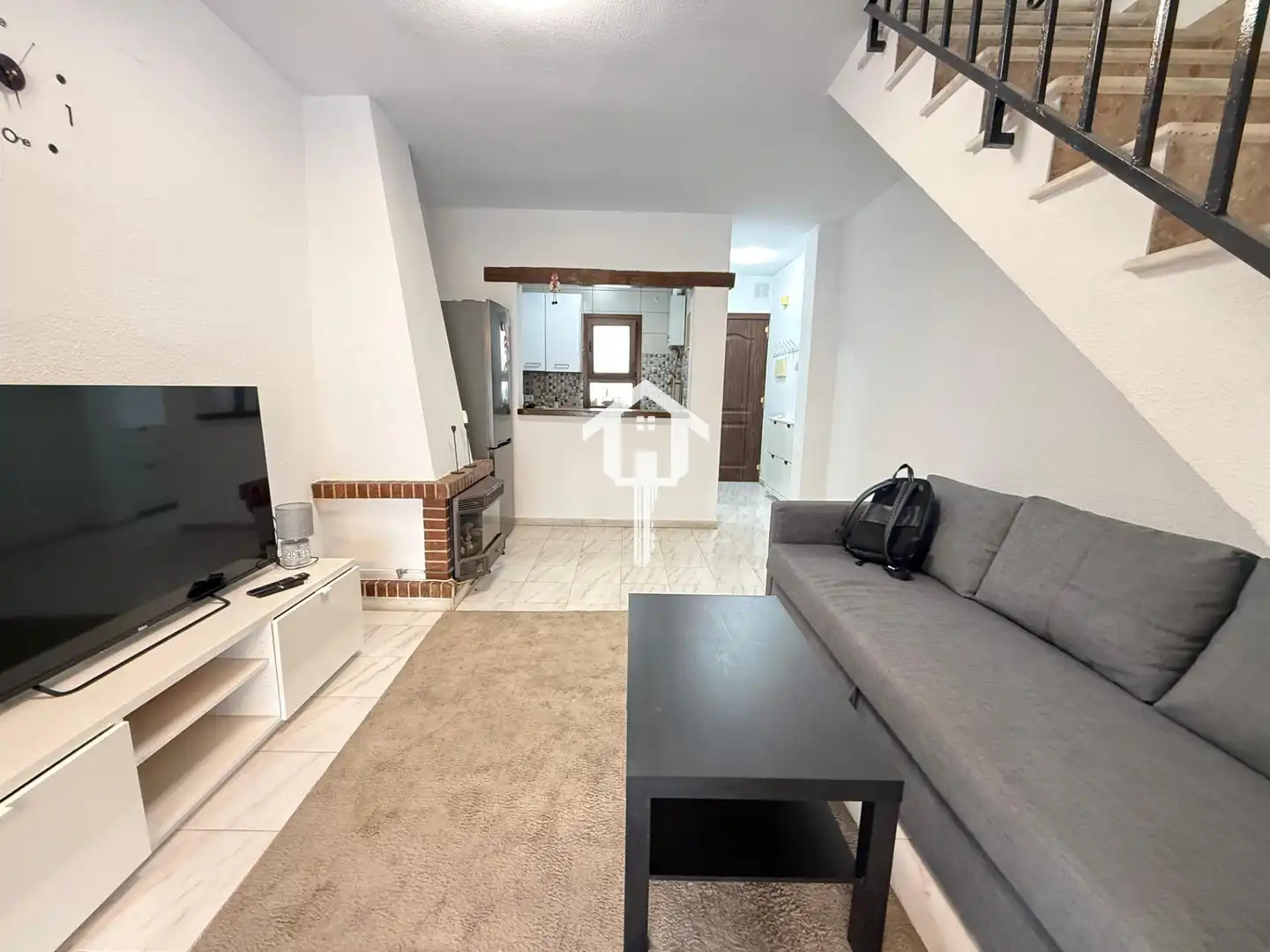Sala de estar de Dúplex en venta en Torrevieja con Aire acondicionado, Terraza y Amueblado