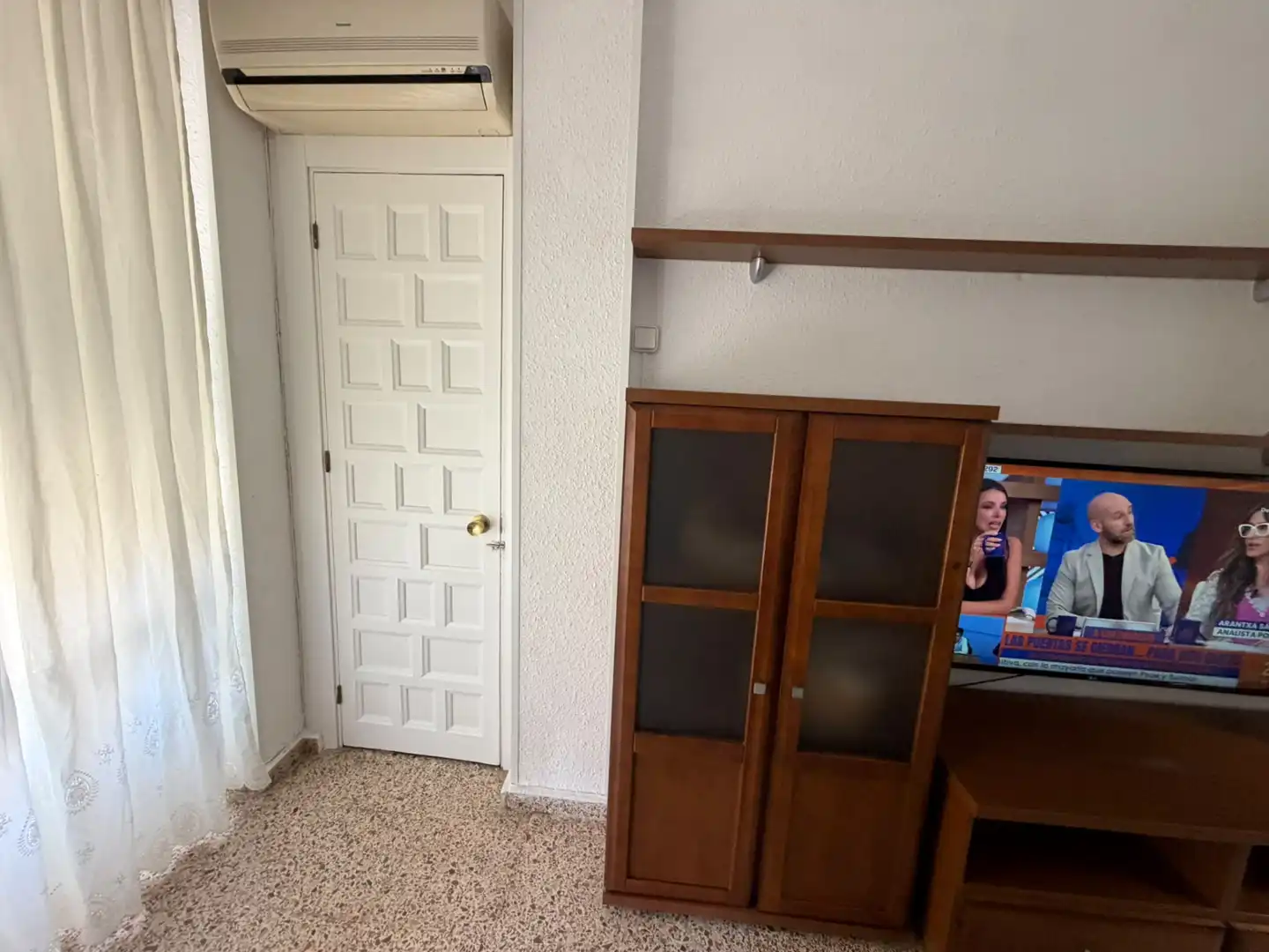 Flat with terrace to rent in Calle Santa María del Valle 17, imagen 14