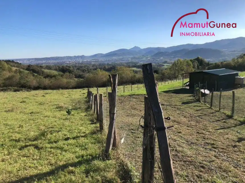 Terreno en venta en Lezo