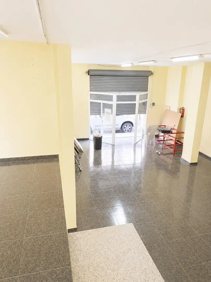 Local de lloguer en Ripollet