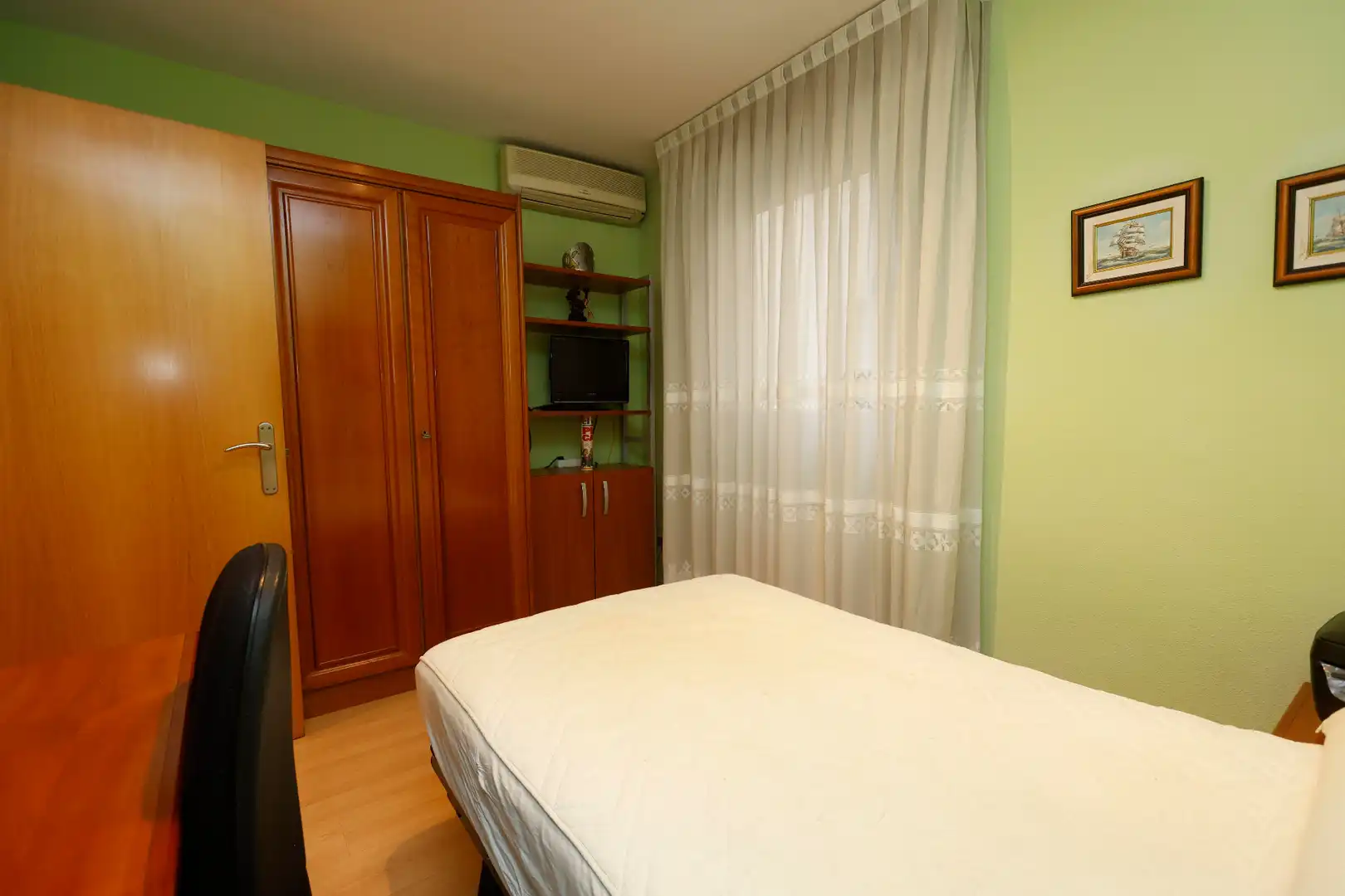 Bedroom of Flat for sale in Delicias