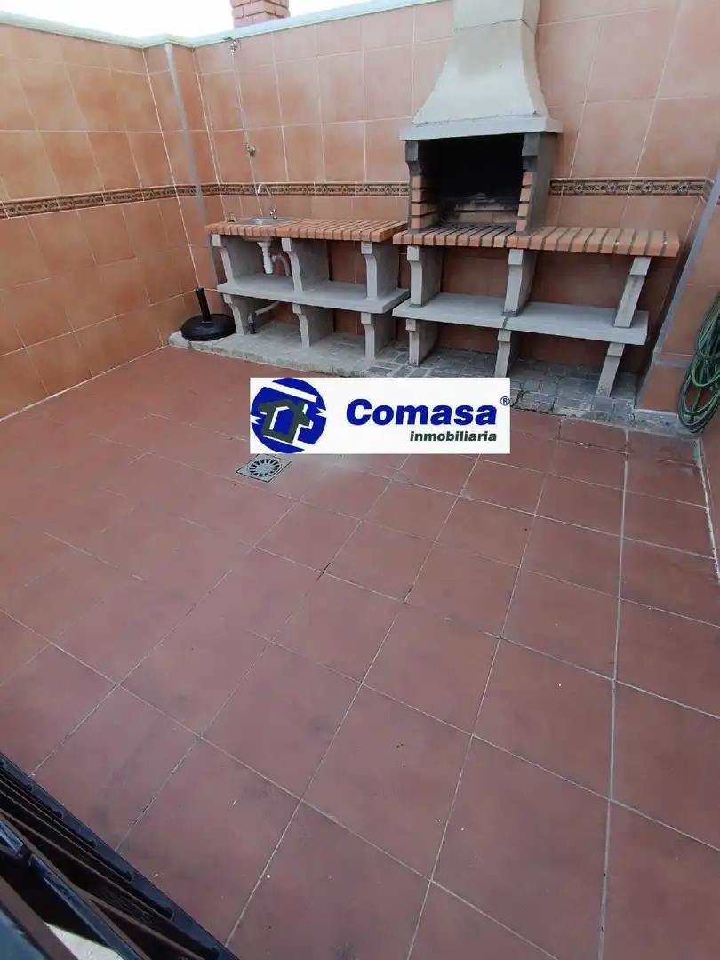 House with pool for sale in Martos, imagen 3