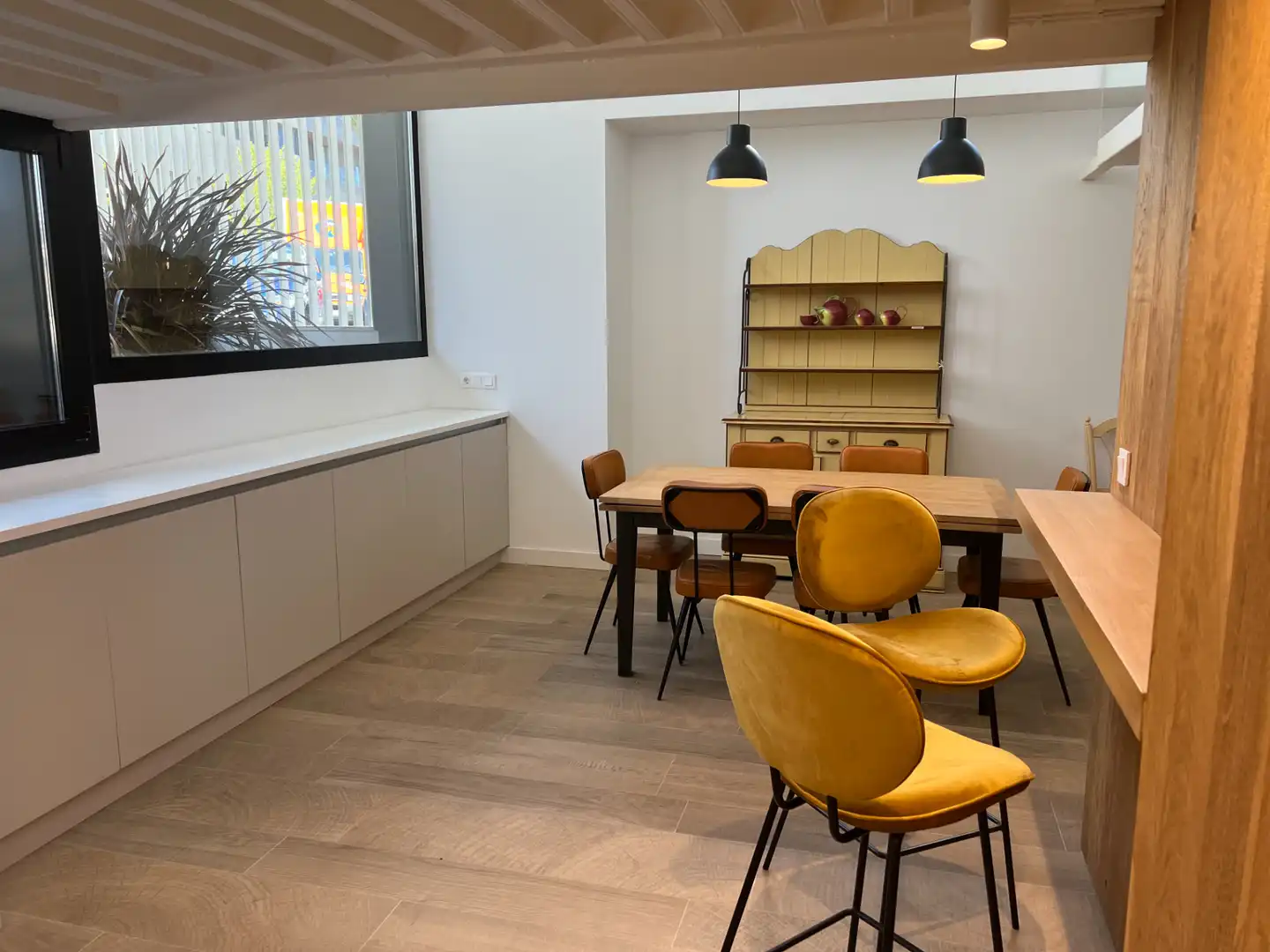 Esszimmer von Loft zum Verkauf in  Pamplona / Iruña mit Heizung und Möbliert
