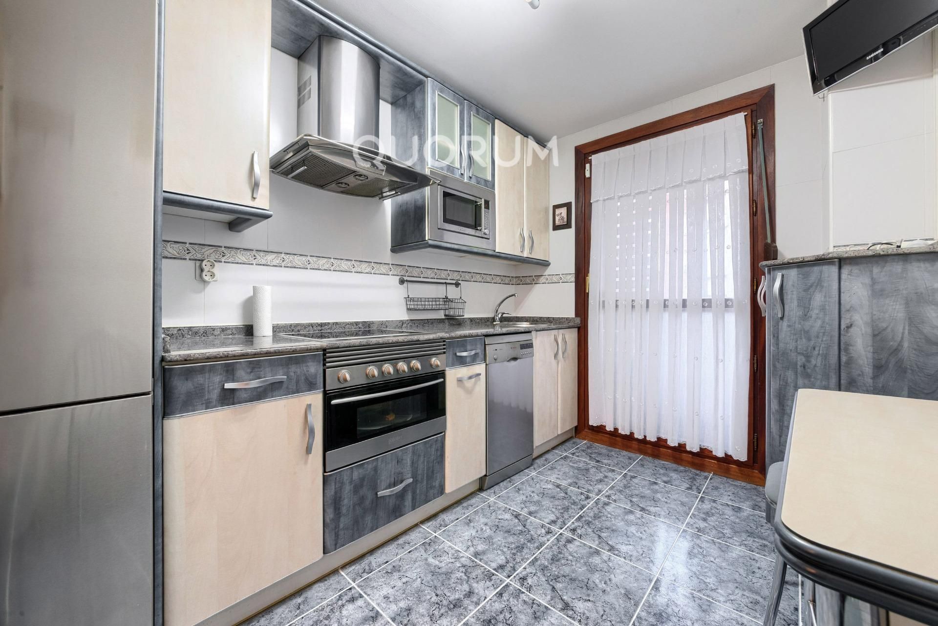 Kitchen of Flat for sale in Barakaldo   with Heating, Storage room and Furnished