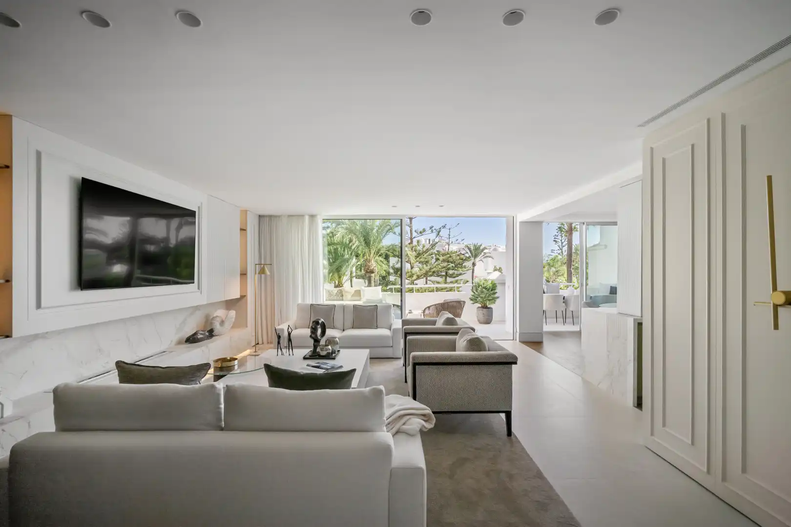 Living room of Attic for sale in Marbella  with Air Conditioner, Heating and Terrace