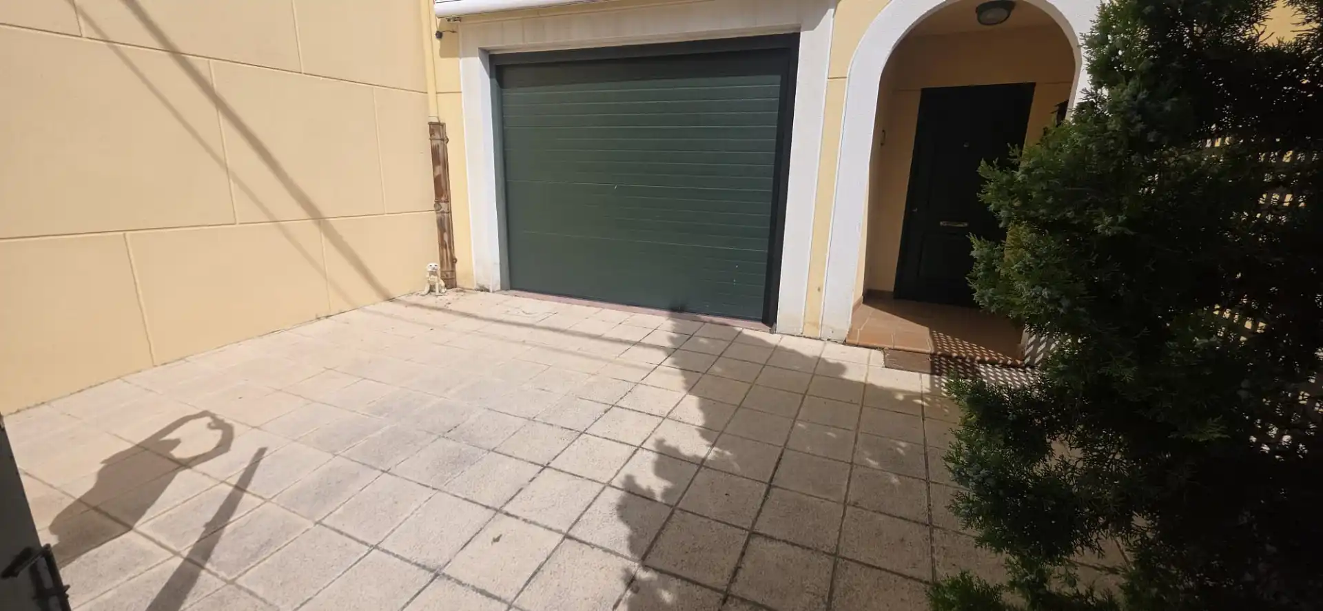 Parking of Houses for sale in Guijuelo  with Balcony