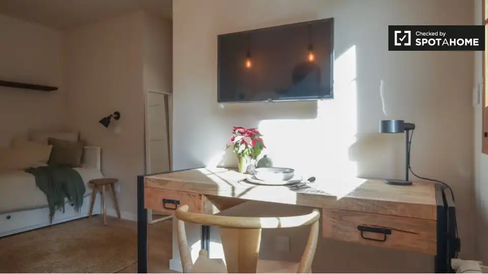 Habitación de Piso de alquiler en Las Rozas de Madrid con Aire acondicionado, Calefacción y Amueblado