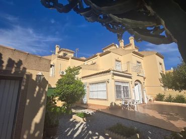 Xalet en venda a Nueva Torrevieja - Aguas Nuevas