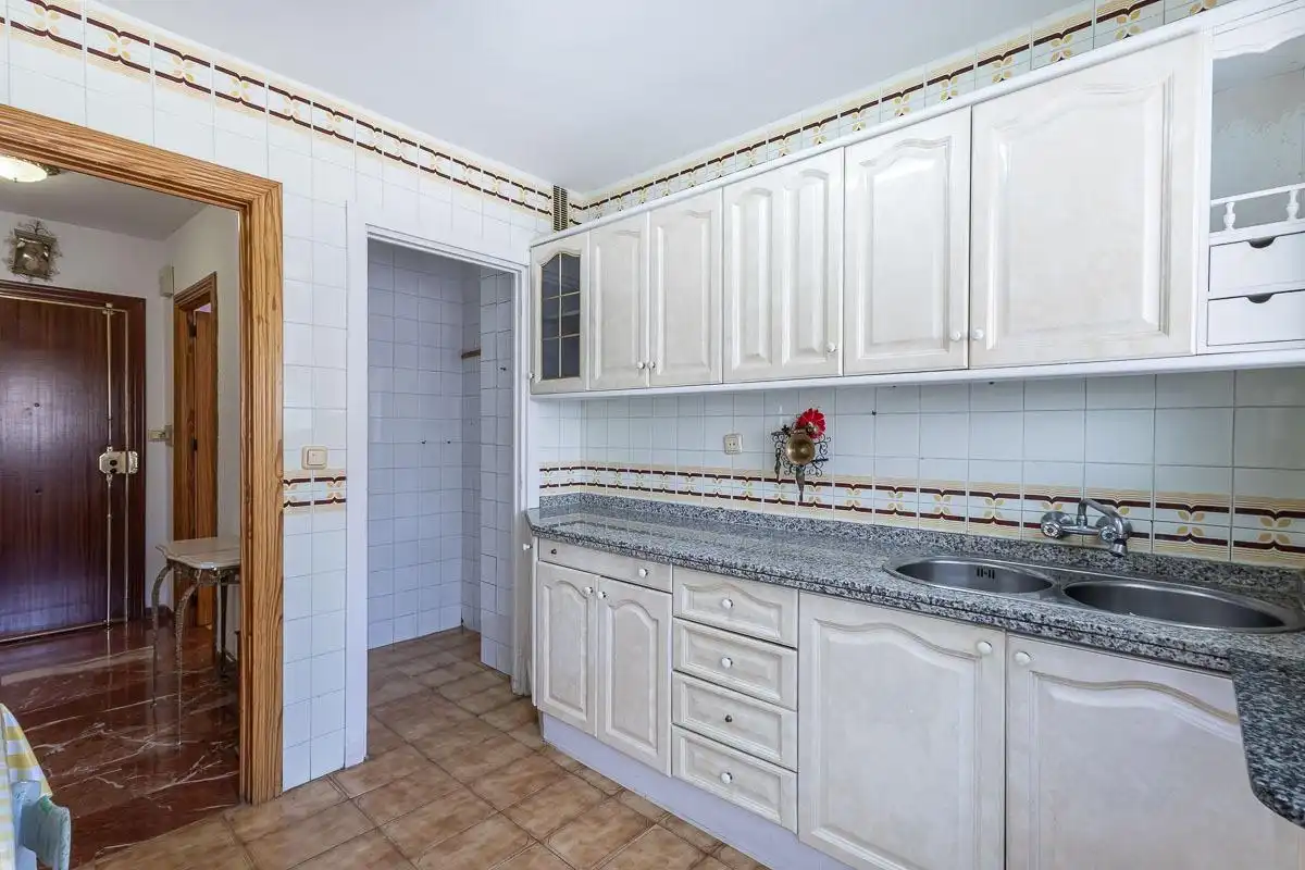 Cocina de Piso en venta en Granada con Aire acondicionado y Calefacción