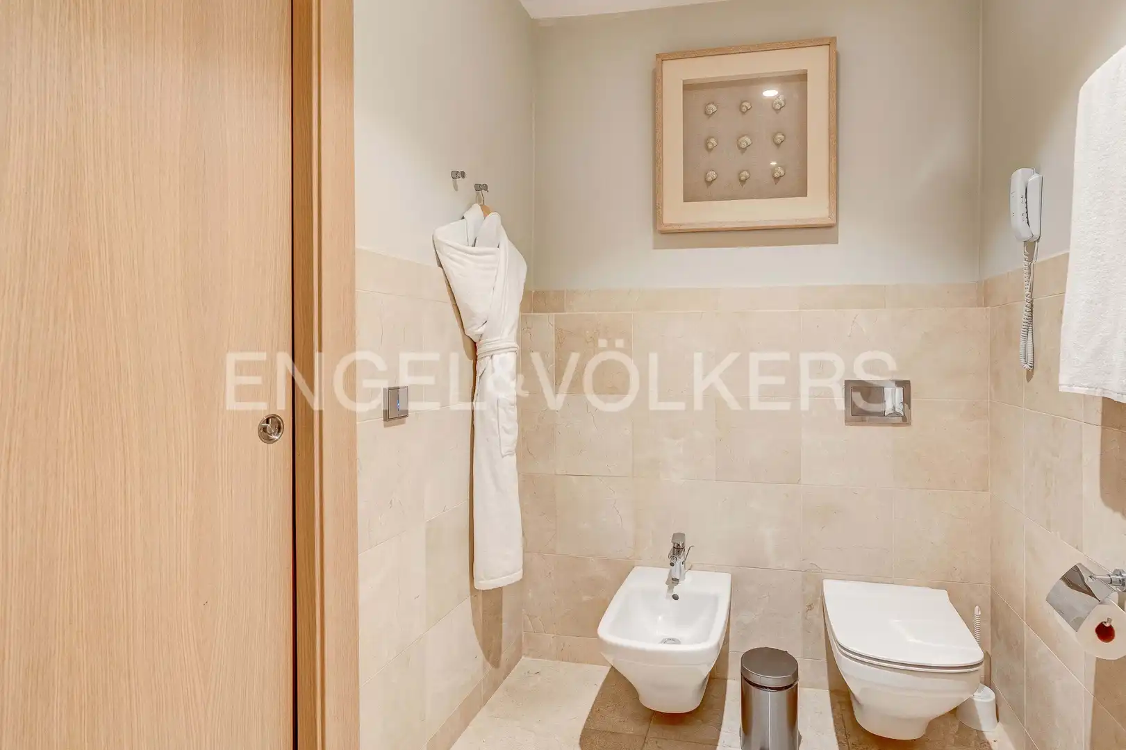 Baño de Piso en venta en Guía de Isora con Aire acondicionado, Terraza y Piscina