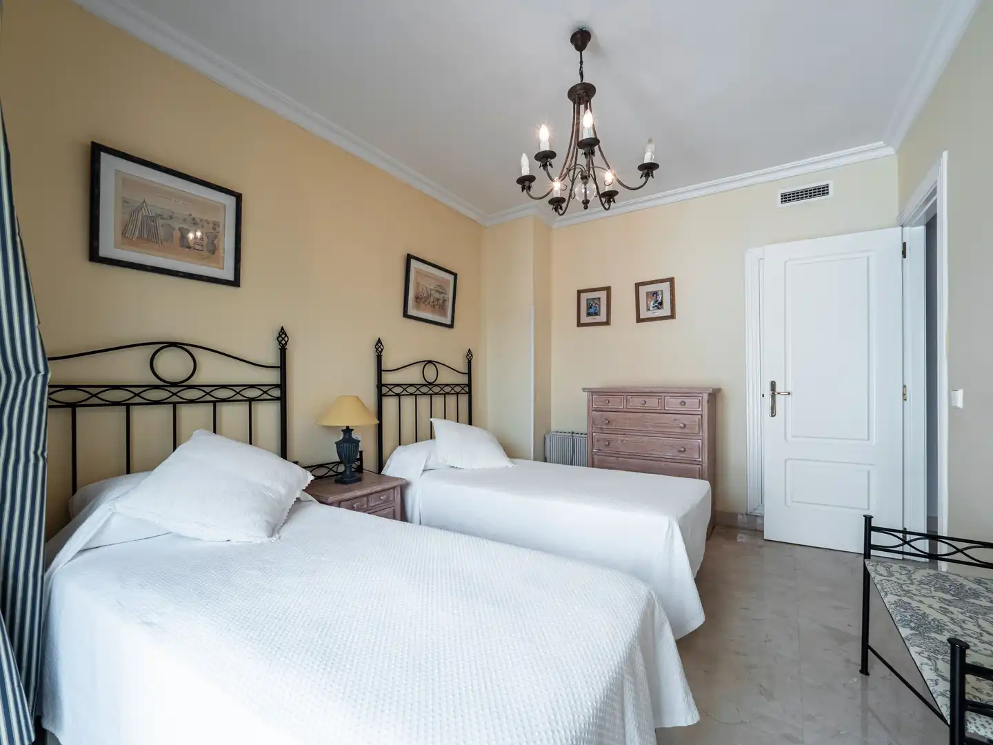 Apartament amb terrassa en venda a Nueva Andalucía, imagen 17