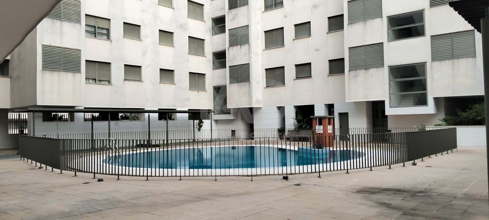 Piscina de Pis en venda en El Puerto de Santa María amb Aire condicionat, Calefacció i Terrassa