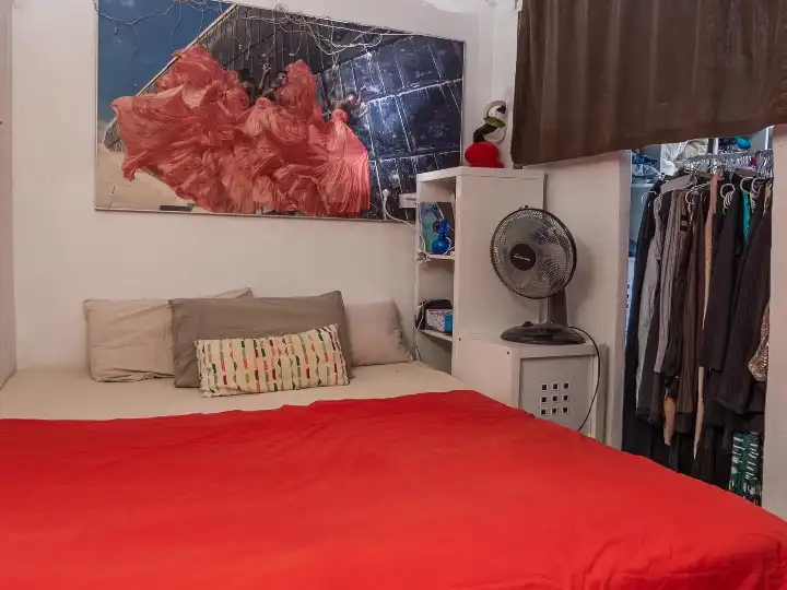 Habitación de Piso en venta en  Barcelona Capital con Aire acondicionado