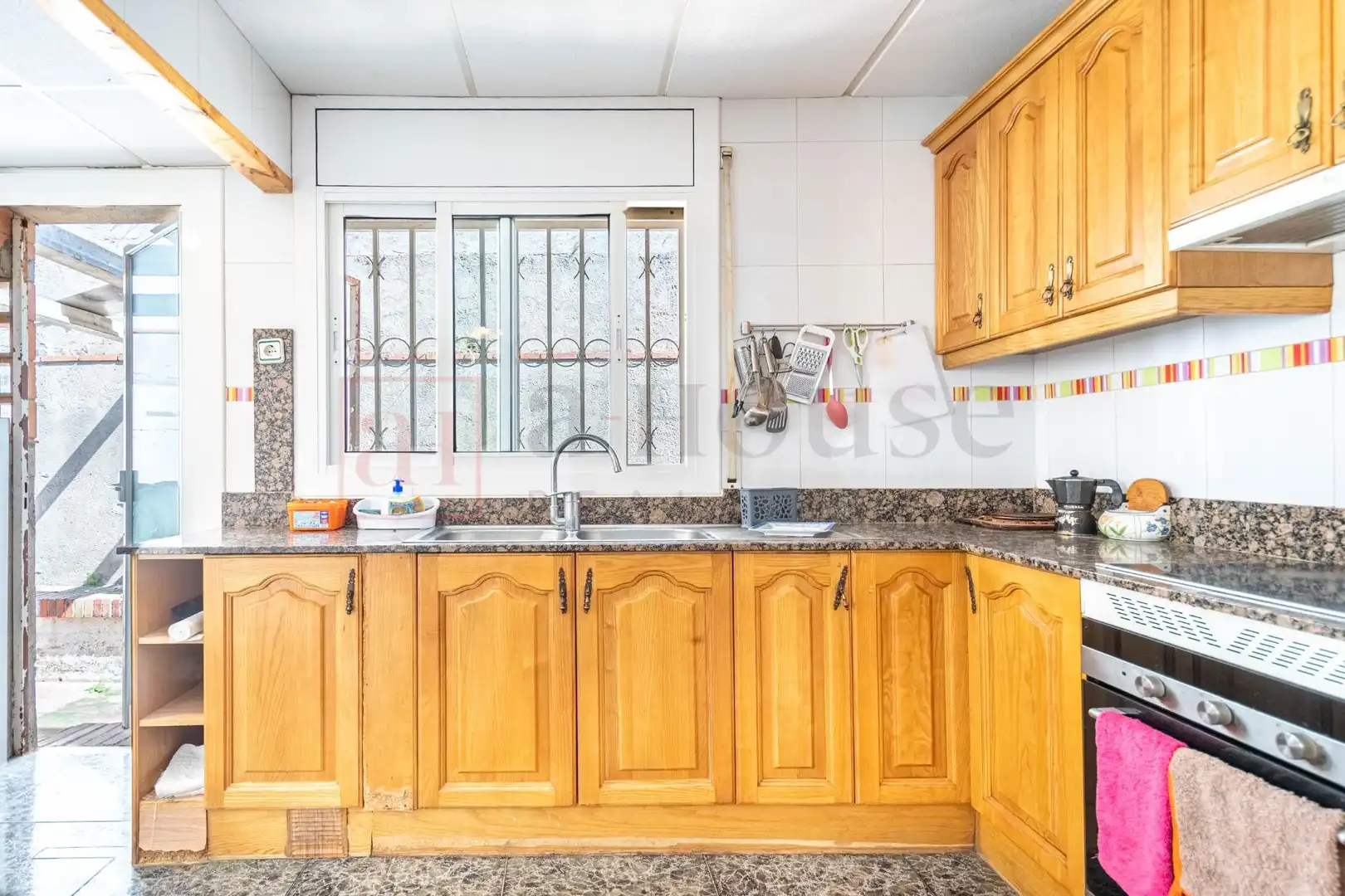 Cocina de Casa o chalet en venta en Barcelona con Aire acondicionado, Calefacción y Terraza