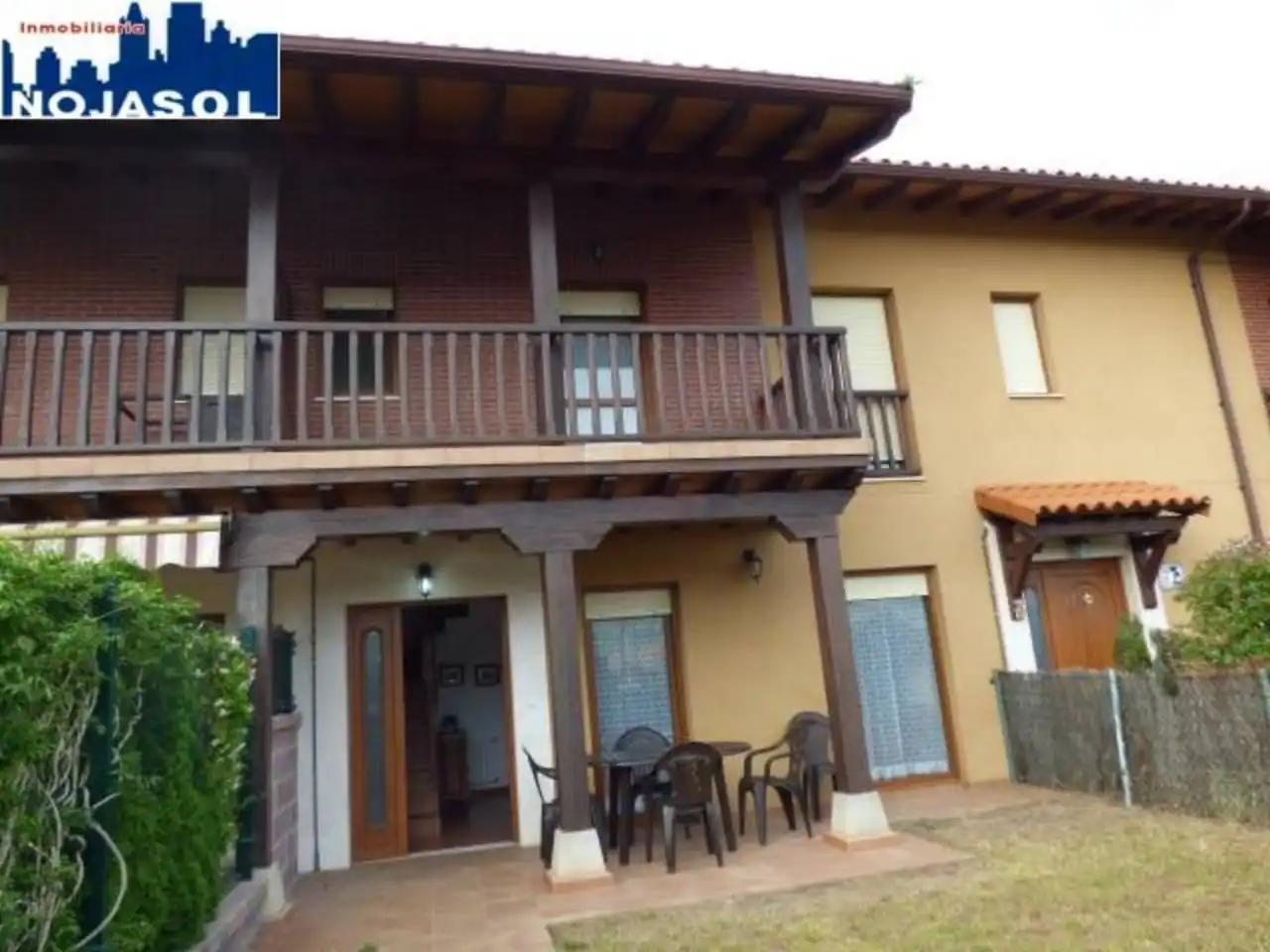 Vista exterior de Casa o xalet de lloguer en Bareyo amb Calefacció, Jardí privat i Terrassa